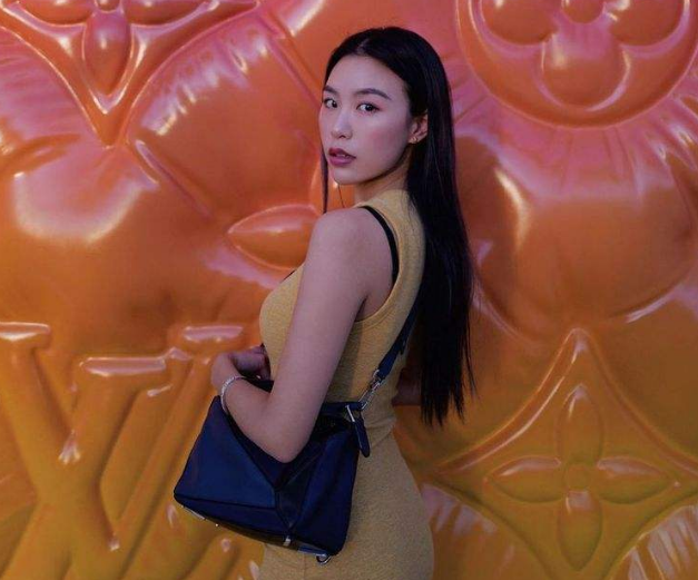 高以翔|Bella23岁生日晒与高以翔罕见合照，想要彻底走出悲伤真的好难