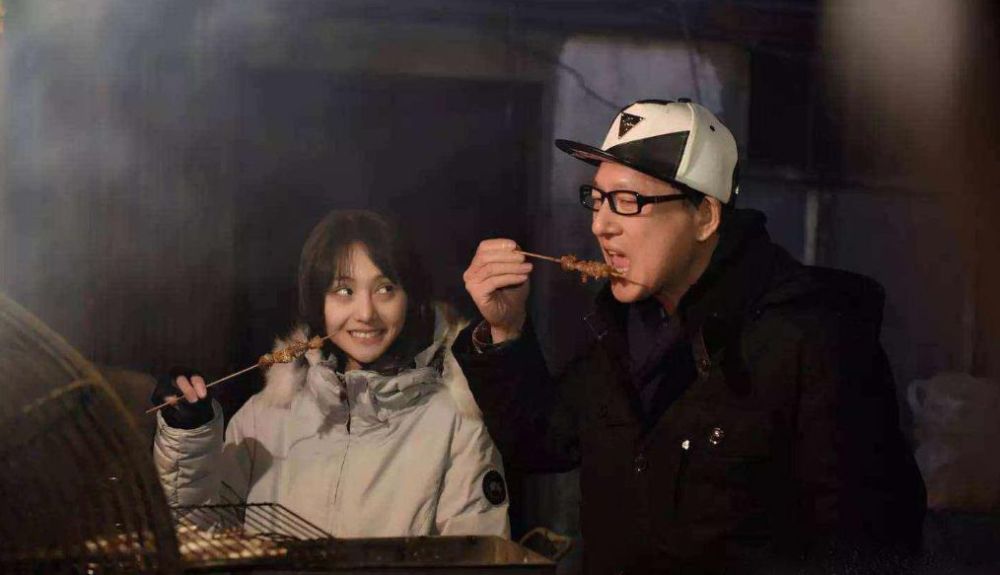 郑爽|众人都在吐槽郑爽不够成熟稳重，可谁又了解她年少成名的悲哀呢