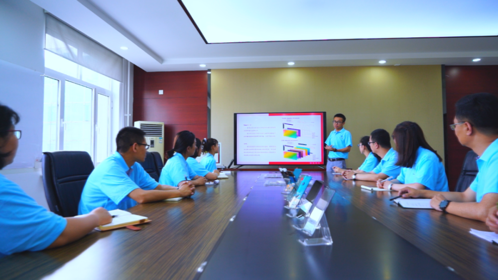 手机屏幕公司排名_晒新手机遭网民闹爆祖儿无排名排名排名批评:想做就