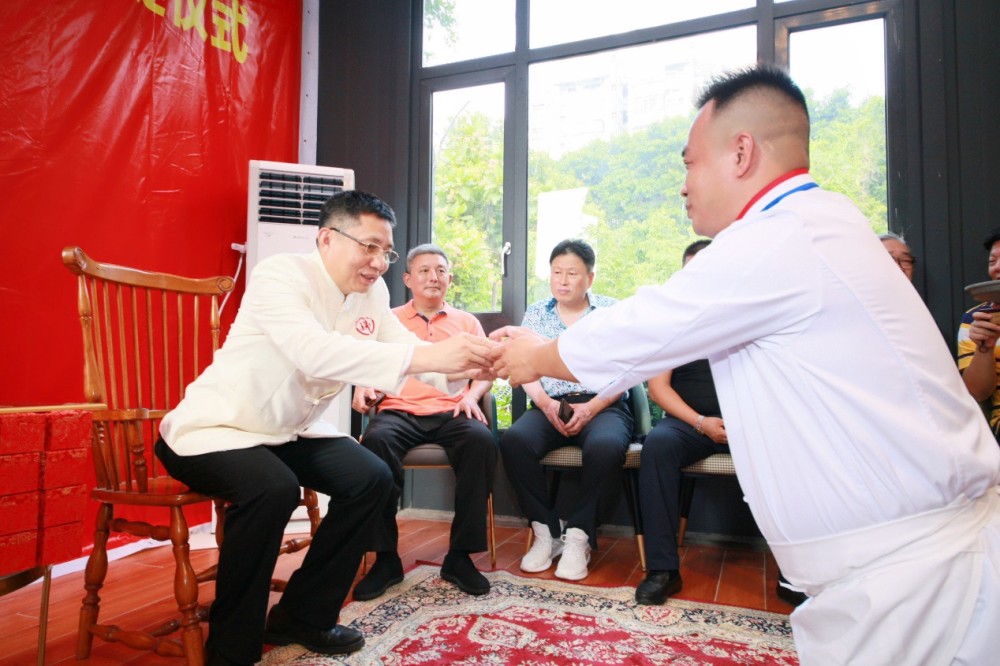 宗师|锦家班青年俊徒授徒活动举行 弘扬粤菜文化