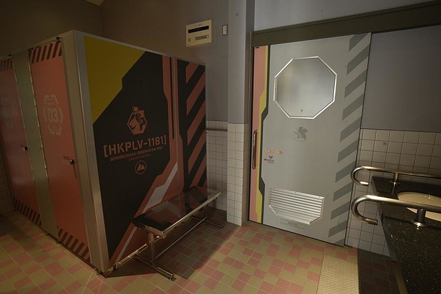 二次元厕所是什么样?eva主题公厕成打卡圣地,日本人的想法果然奇怪