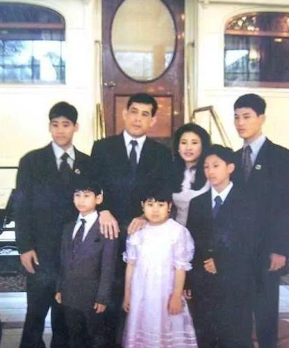 玛哈·哇集拉隆功|从护士到贵妃再到阶下囚，如今又逆袭夺回称号，这个泰妃不简单