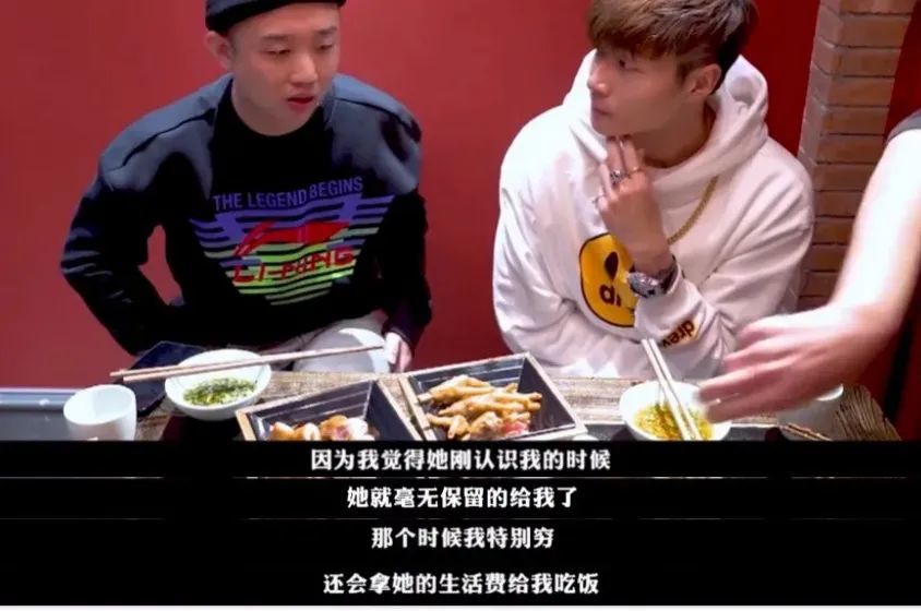 陈小春|满嘴狗粮！直播秀恩爱，比应采儿陈小春的爱情还甜！