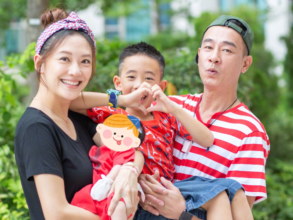 陈小春|满嘴狗粮！直播秀恩爱，比应采儿陈小春的爱情还甜！