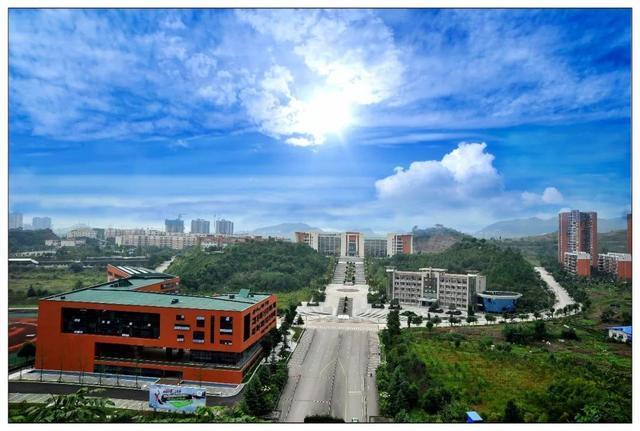 "巴人故里,中国气都",达州市拥有6所高等院校