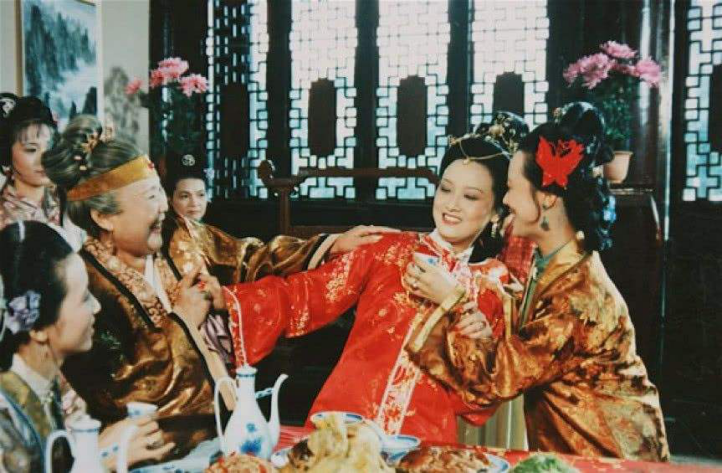 红楼梦|《红楼梦》里的3个友情真相，人到中年才能看懂