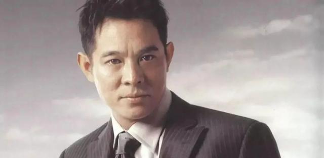 李连杰|李连杰的苦命人生：爸爸因公去世，妈妈和二哥被癌症夺走生命