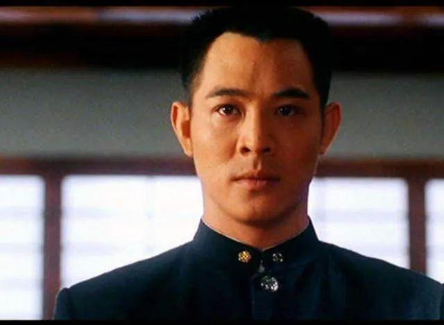 李连杰|李连杰的苦命人生：爸爸因公去世，妈妈和二哥被癌症夺走生命