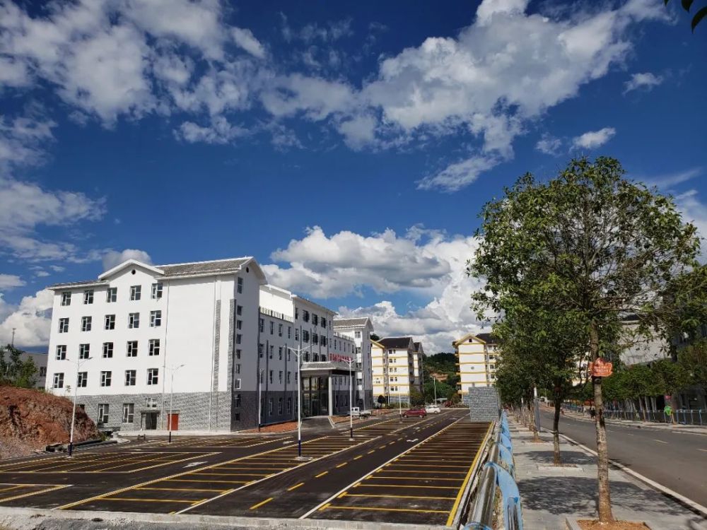 李家河镇卫生院整体搬迁新地点了,条件很不错