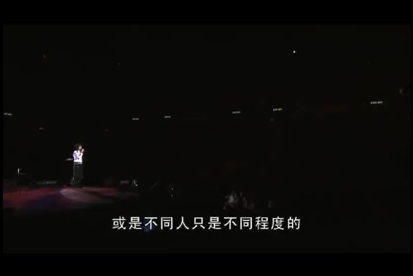 周星驰|他齐名周星驰，身患抑郁症却逗笑一代人：成年人，总是笑着笑着就哭了