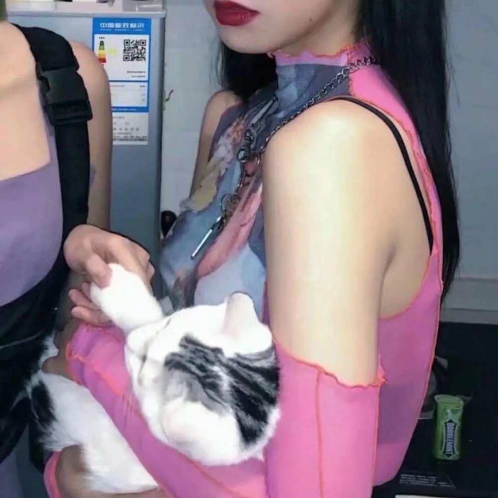 微丧偏酷一点的女孩头像_腾讯新闻