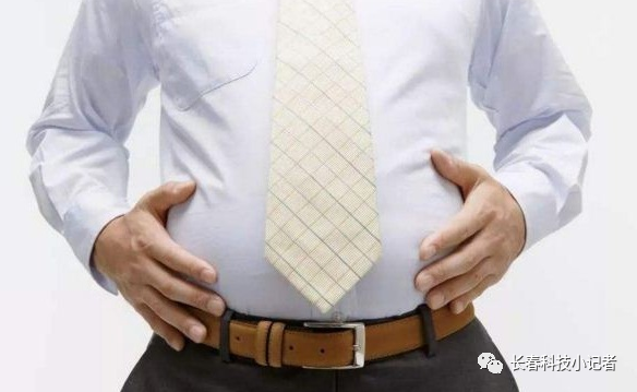 【科普】喝啤酒就会长啤酒肚?