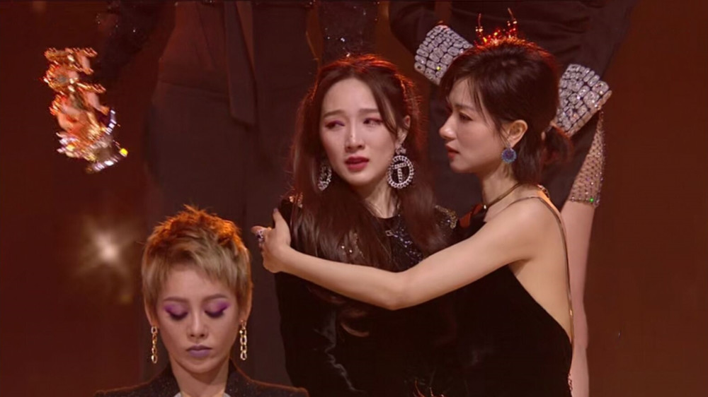 宁静|乘风破浪：宁静第一却全程黑脸，直言不想成团引热议，满屏的尴尬