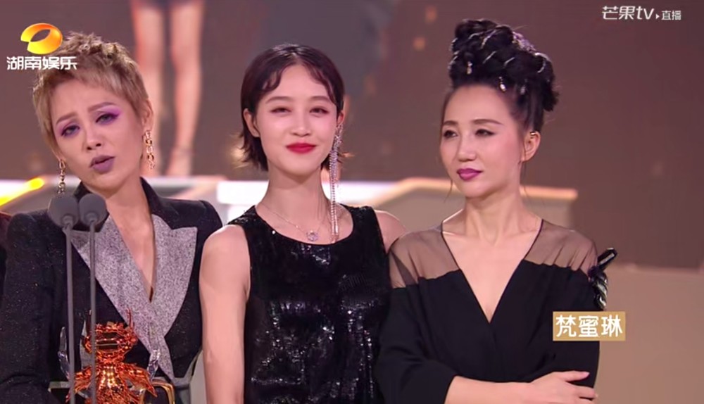 浪姐|《浪姐》直播现场开撕？黄龄只想跟万茜成团，宁静直接反击放狠话