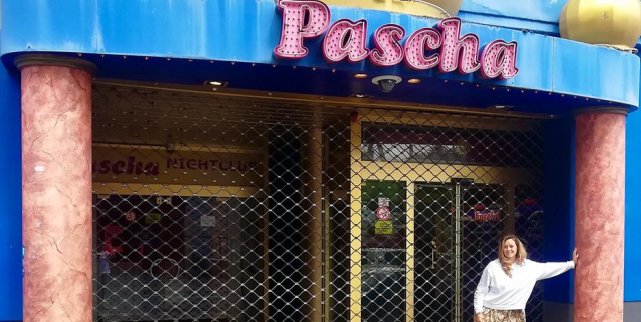 欧洲最大妓院破产 曾推出老年人半价优惠 日接待1000人以上