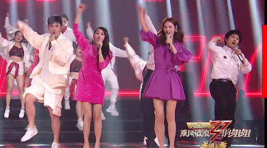 黄晓明|宁静亲友团人单势孤，黄晓明不慎说错话，杨澜控场能力满分