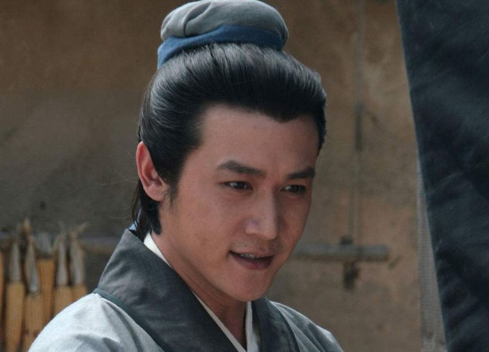 杜甫草堂博物馆|杜甫草堂有个谜团，为何用陆游、黄庭坚来陪祭杜甫，原因有三点