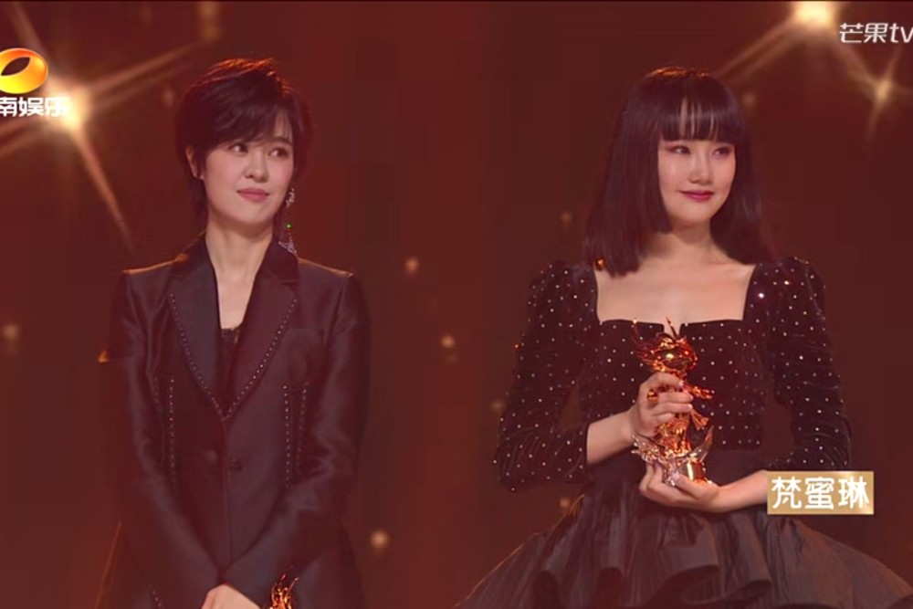 浪姐|《浪姐》直播现场开撕？黄龄只想跟万茜成团，宁静直接反击放狠话