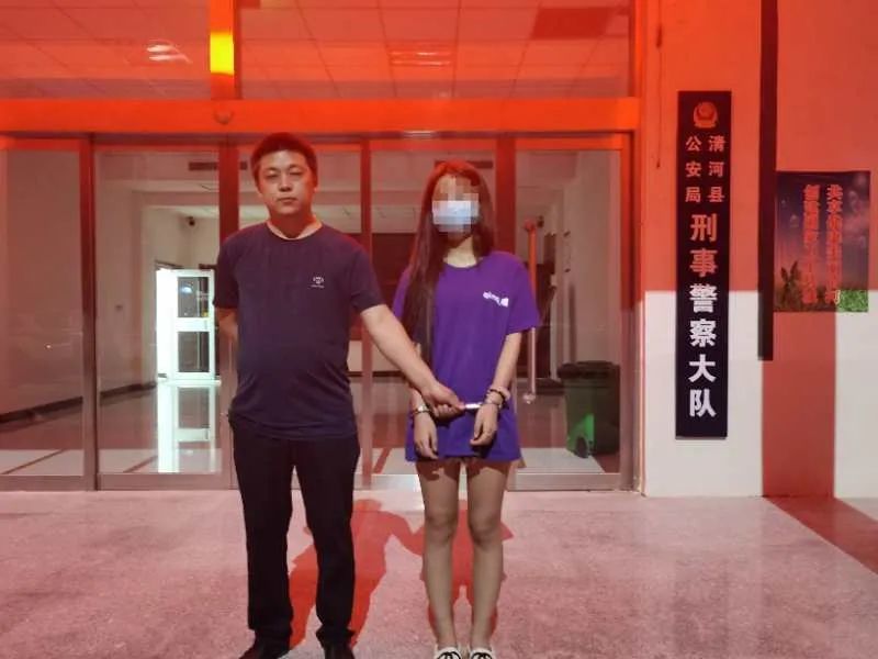 闫某在清河某金店盗窃一枚18克重黄金戒指缓刑考验期间不知去向二次被