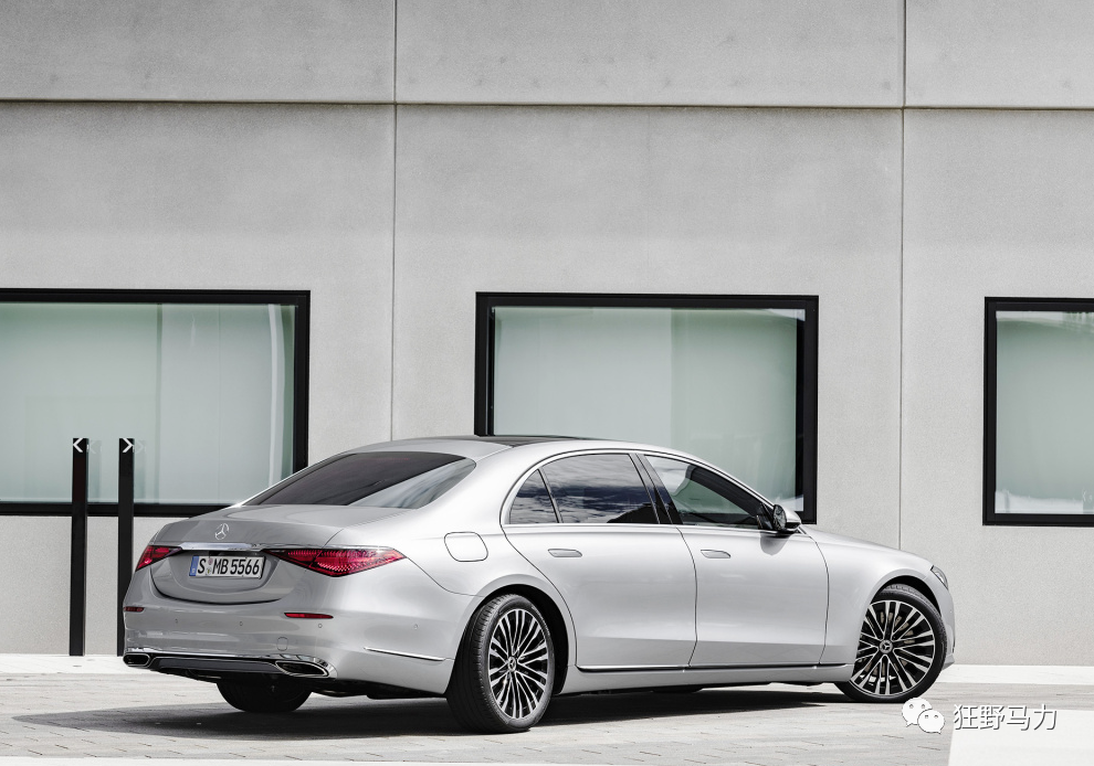 全面拥抱数字化时代,2021款全新奔驰s级正式亮相,坐拥豪华科技感