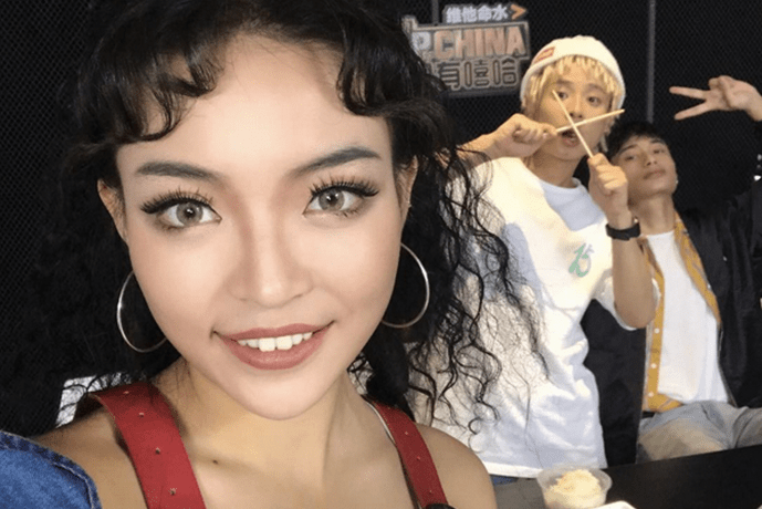 乃万,万妮达?谁是中国第一女rapper?或许在她这里都不够看!_腾讯新闻