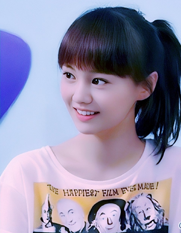 郑爽16岁素人旧照被疯传,没有滤镜ps,不愧是"封印的颜值"