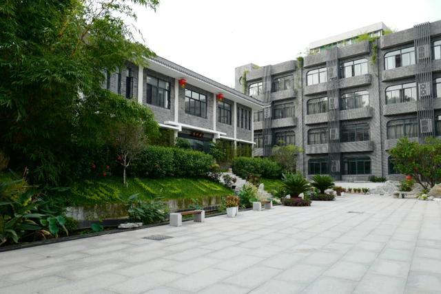 广州市美术中学:以美育人,以文化人