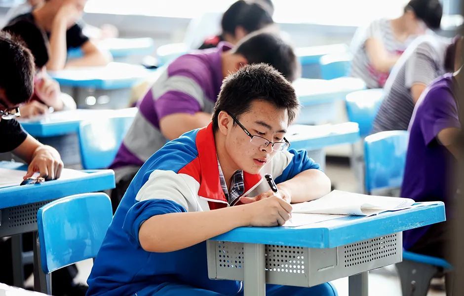 浙江省各市高考排名_明年6月的高考浙江学生怎样先拿到船票 (2)