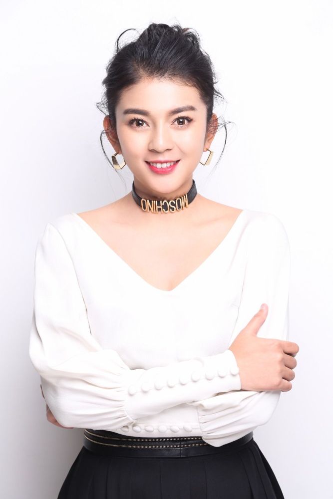 广西四大美女明星,个个美若天仙_腾讯新闻