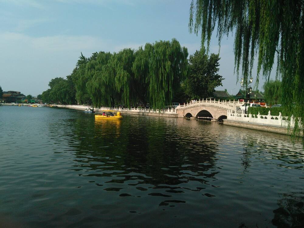 景区|北京内城唯一具有开阔水面的开放型景区，属市历史文化保护区