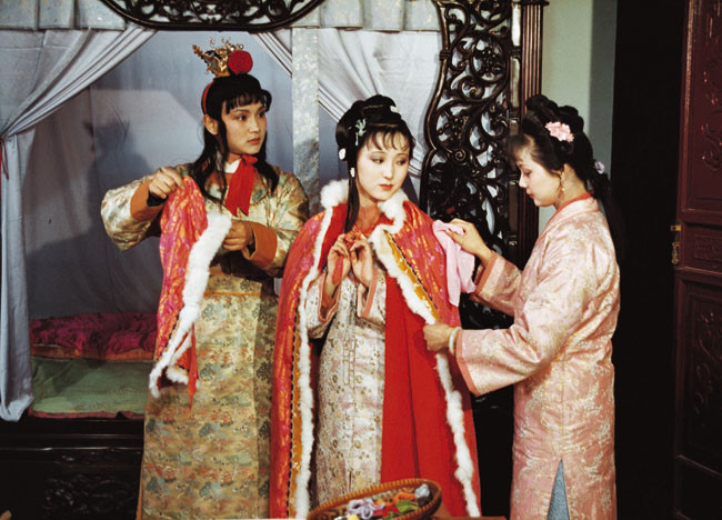 神瑛侍者|林黛玉一生还错了眼泪？贾宝玉和甄宝玉，谁才是真正的神瑛侍者？