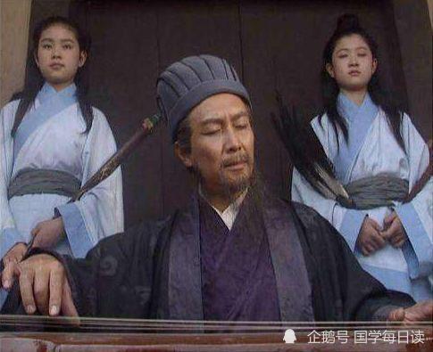 对联|上联：宝剑锋利，锄奸不及七寸笔；下联敬请才子佳人续接