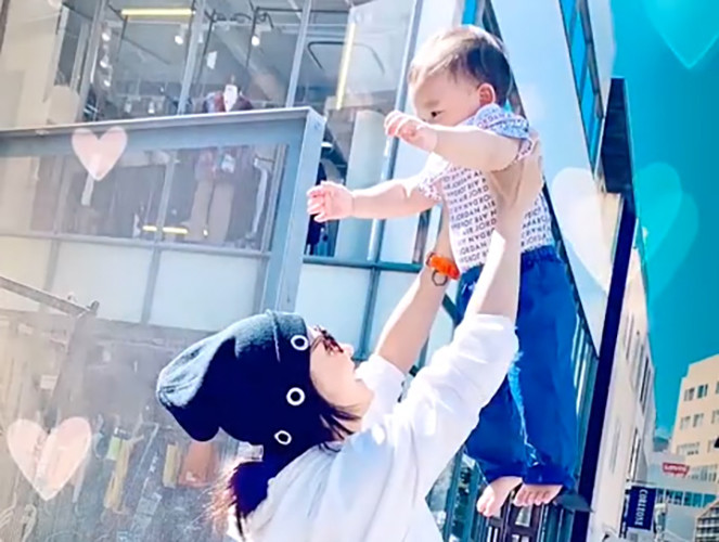 张柏芝|张柏芝长子社交账号首曝光，个人简介超霸气，正能量满满