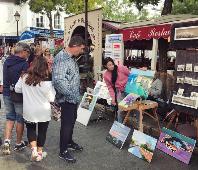 张馨予|张馨予做公益路透曝光，穿搭清新淡雅，教学生画画被赞人美心善