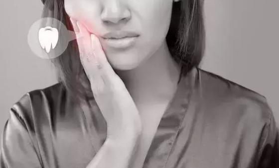 心肌梗塞|61岁老汉，深夜心梗，2小时后离世，叹息：这玩物害了不少人