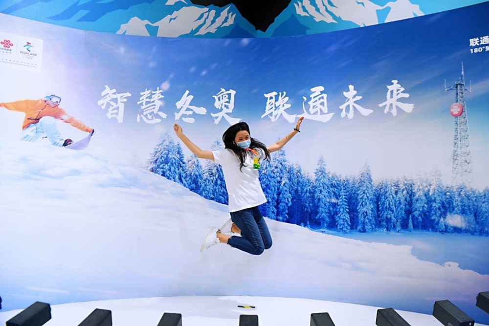 ar|看AR虚拟女主播、拍“黑客帝国大片”……5G新世界等你来