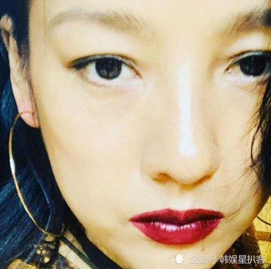 李孝利|李孝利上传“最后的自拍”正式告别SNS，众多明星发文应援，告别照太攻了