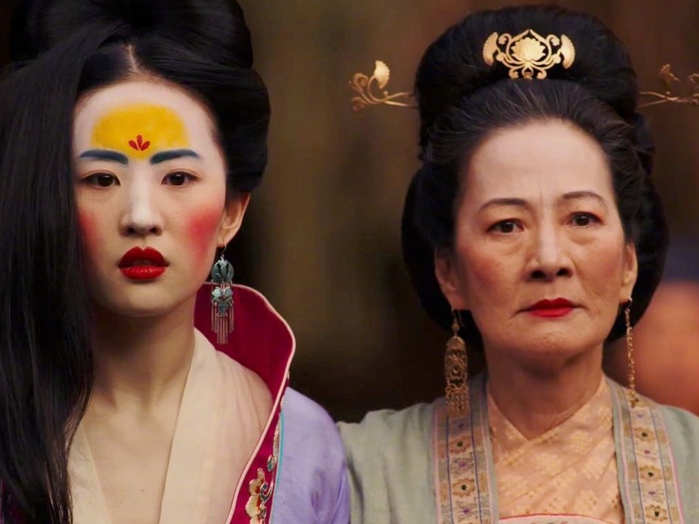 花木兰|《花木兰》还没上映，豆瓣评分创新低，观众留言暗藏猫腻