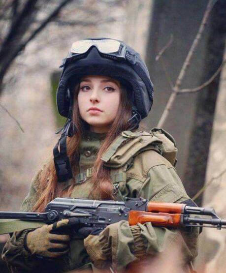 如果在战争期间,你遇到敌军是女兵,你会怎么办?
