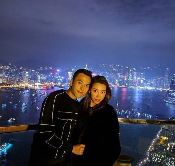 齐娇|齐娇难舍豪门生活？赌王前儿媳离婚后首晒照，与友人爬山难掩落寞