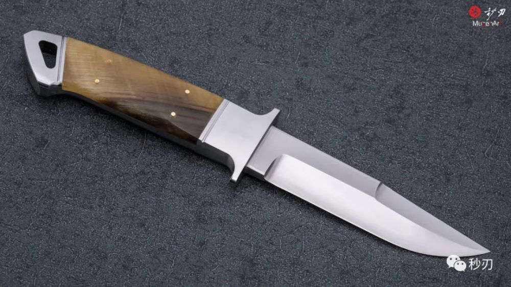 德国|一体钢设计，超高完工度，顶尖的猎刀作品，业界的标杆