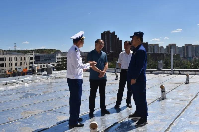 阳泉市平定县副县长麻俊军深入平定消防救援大队调研指导消防工作
