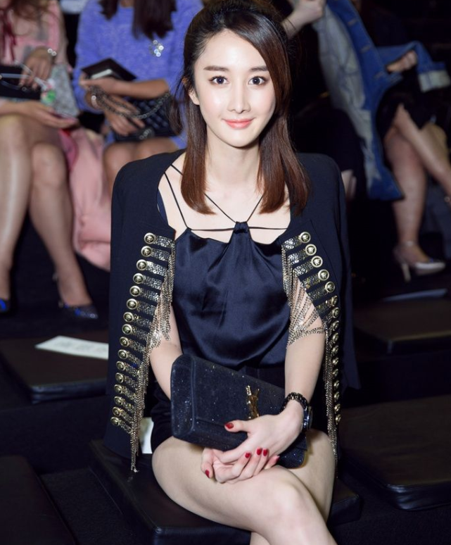 出道十多年,从"演员"没落到"网红",被称为娱乐圈最惨女艺人
