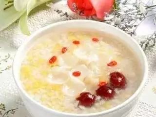 咽喉|开学老师嗓子疲劳，光喝水还不行，试一试这3个秘方！