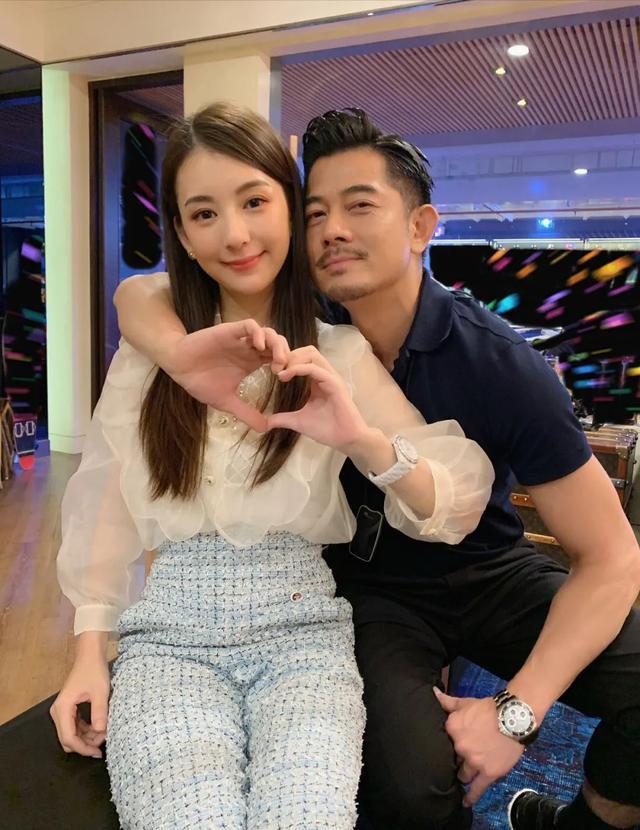 郭富城|郭富城二嫂：丈夫中弹身亡后留下孤儿寡母，小叔子郭富城养她全家