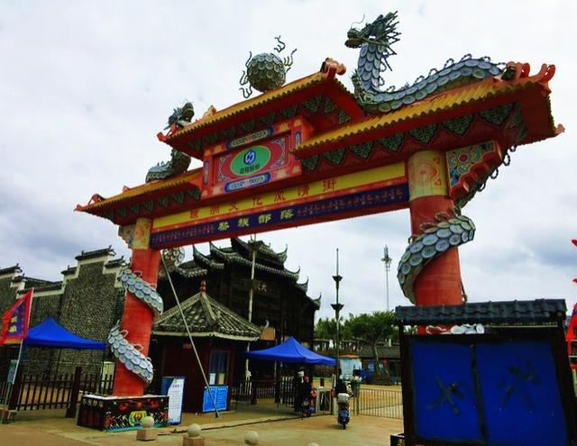 琼州文化风情街集旅游购物休闲于一体感受非遗文化的熏陶