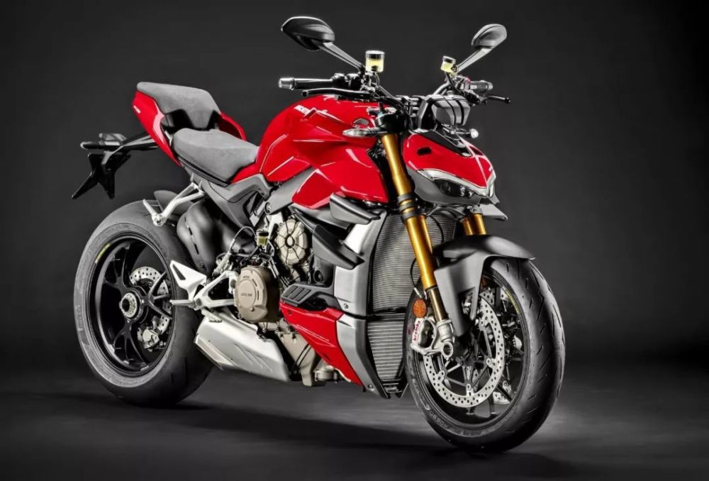 喜提梦想中的神车 ducati streetfighter v4 s