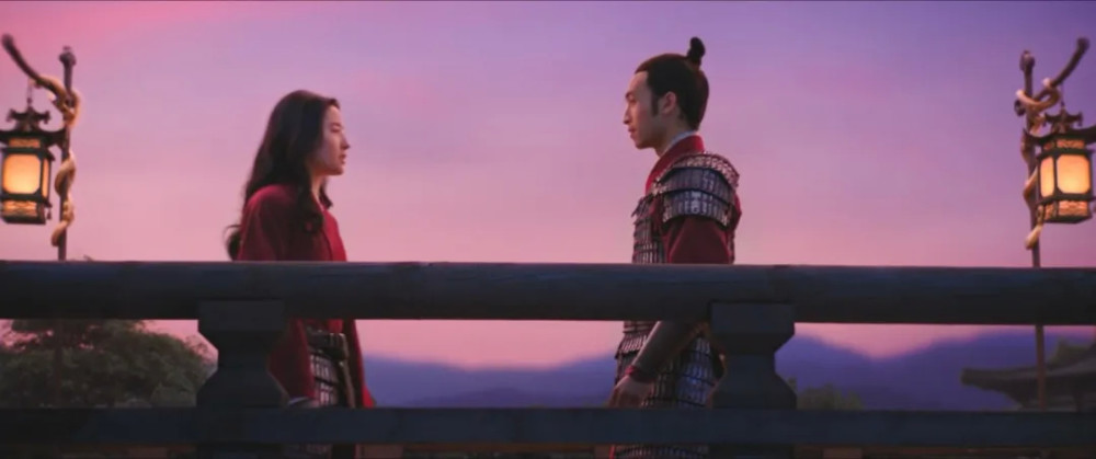 花木兰|刘亦菲《花木兰》上线引争议，观众评价：李连杰、巩俐角色太失败