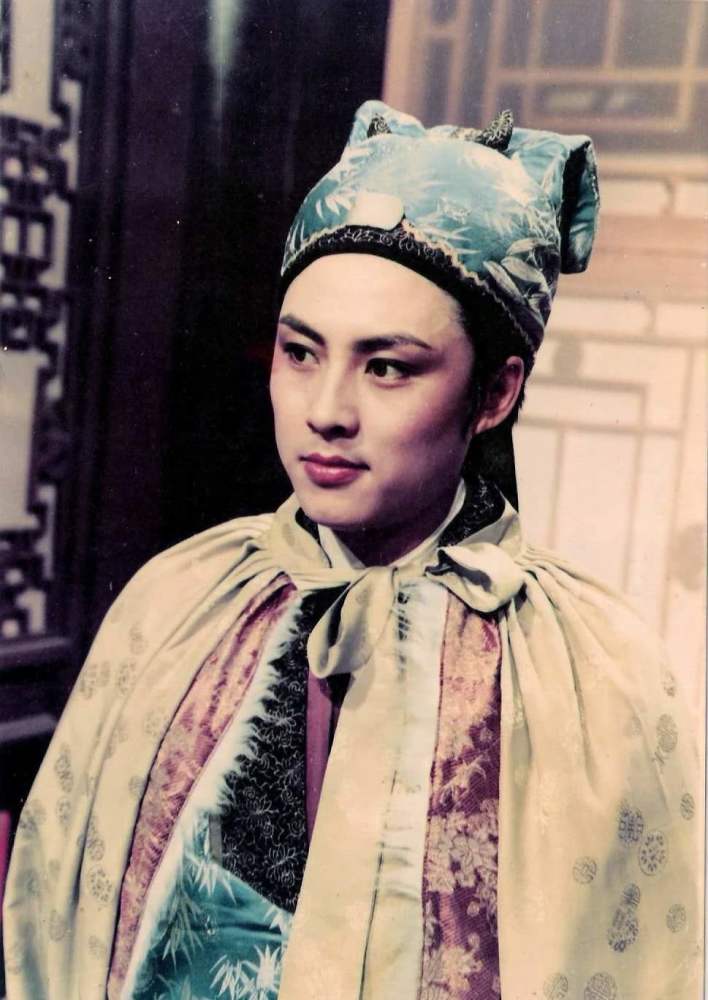 红楼梦|《红楼梦》第七回：焦大口里“养小叔子的”到底是谁？