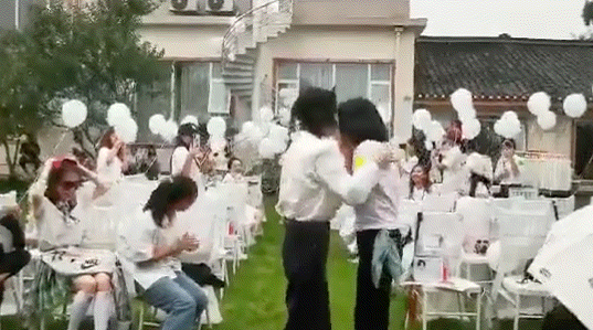 朱一龙|博君一肖婚礼好热闹，朱一龙白宇也曾如此，这届CP粉太厉害！